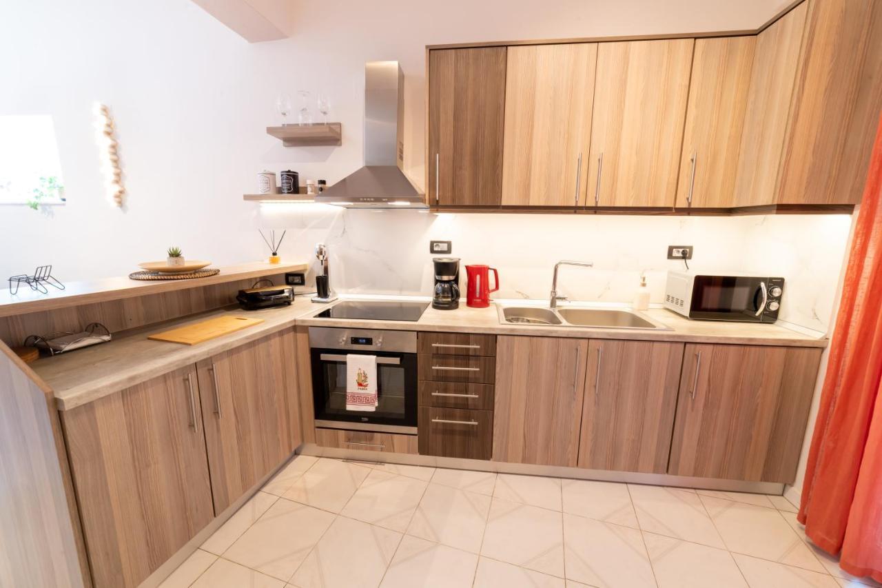 Bella Vasilica Luxury Apartments Parga Ngoại thất bức ảnh
