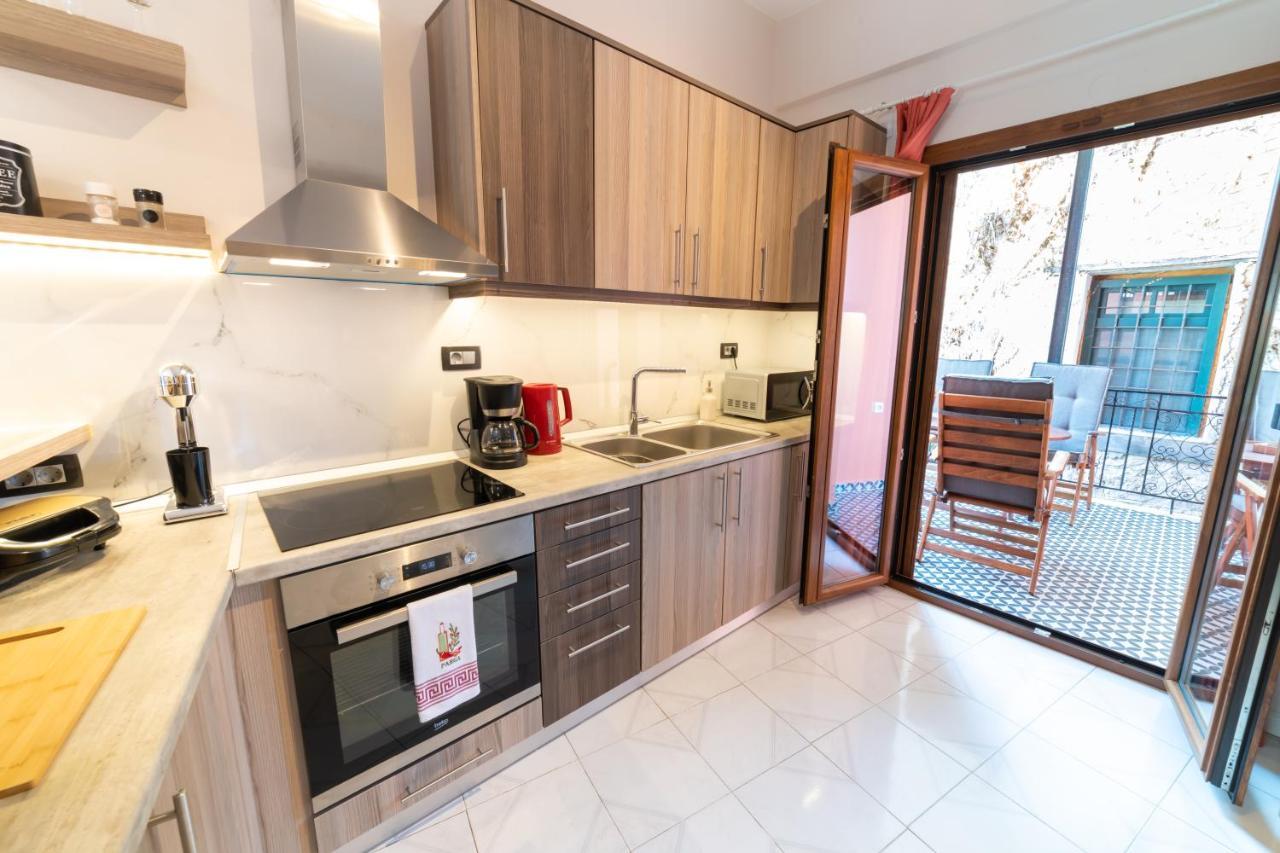 Bella Vasilica Luxury Apartments Parga Ngoại thất bức ảnh
